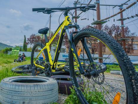 bicicleta Scott de 29'' para alquilar